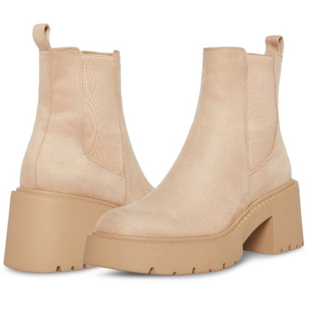 Madden Girl Tianna Chelsea Boots Lug Sole Size 9.5 Dark Taupe Faux Suede